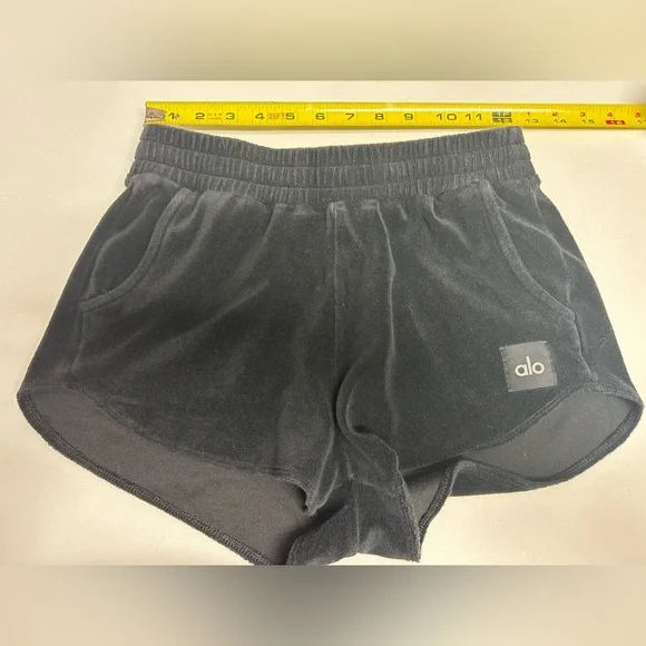 ALO Yoga Women's Terrycloth Black Athletic Shorts - Picture 6 of 6